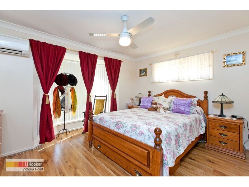 32 Fairway Drive, Redland Bay QLD 4165