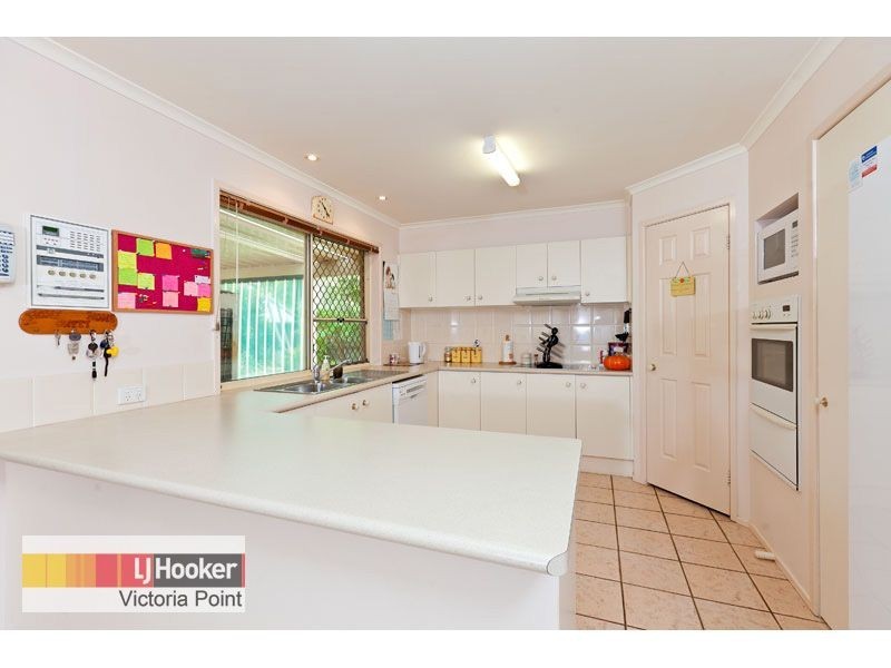 11 Orana Esplanade, Victoria Point QLD 4165