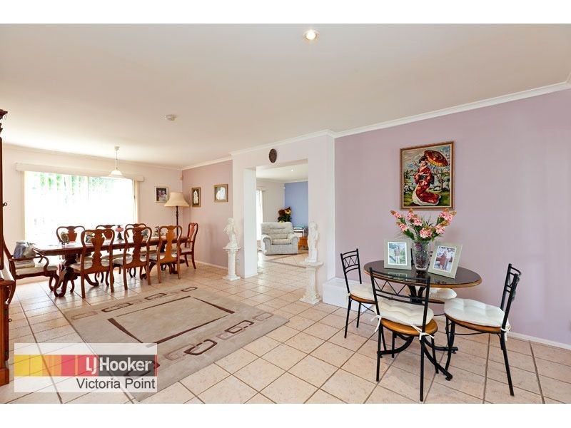 11 Orana Esplanade, Victoria Point QLD 4165