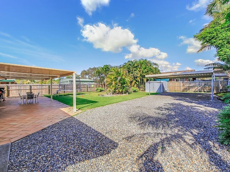 11 Anita Street, Redland Bay QLD 4165