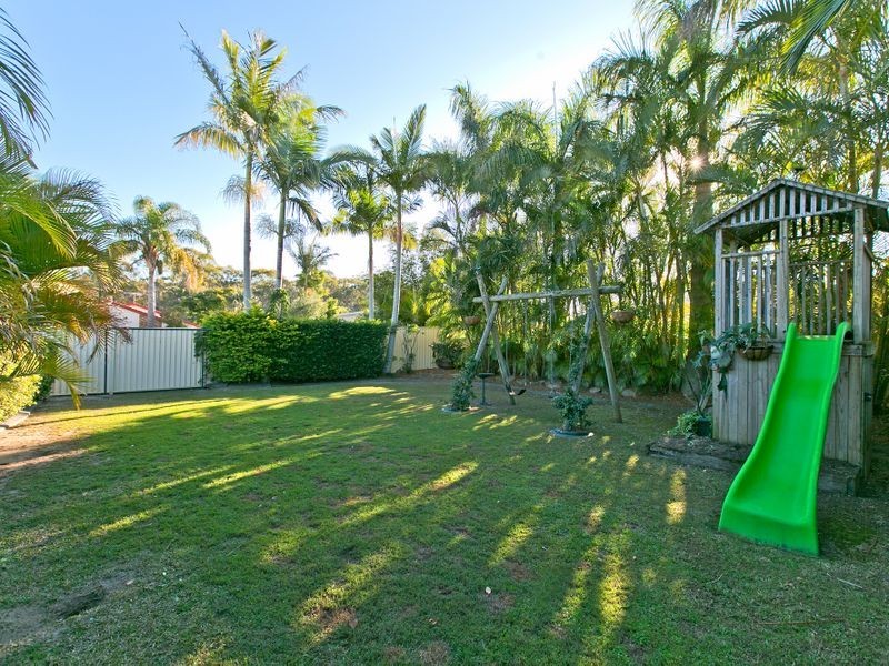 2 Jasmine Court, Victoria Point QLD 4165