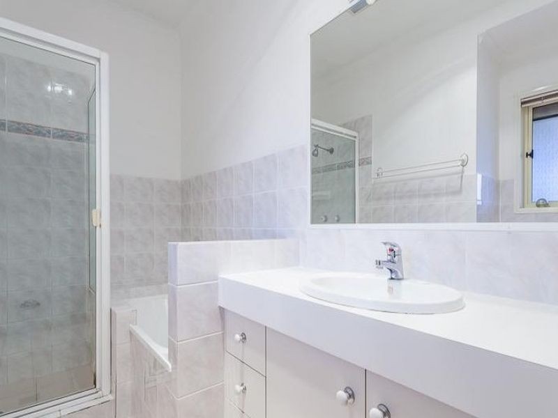 8 Manuela Street, Victoria Point QLD 4165