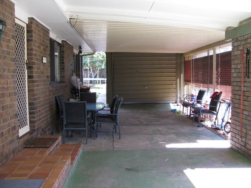 10 Carol Street, Redland Bay QLD 4165