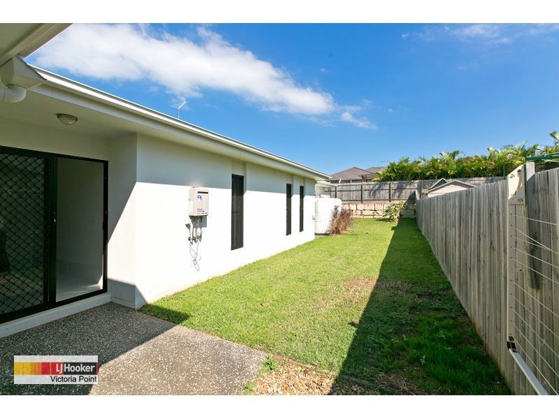 18 Valencia Springs Drive, Redland Bay QLD 4165