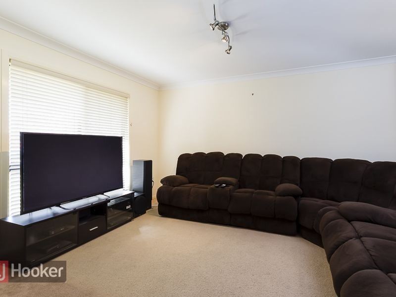 5 Caswell Crescent, Redland Bay QLD 4165