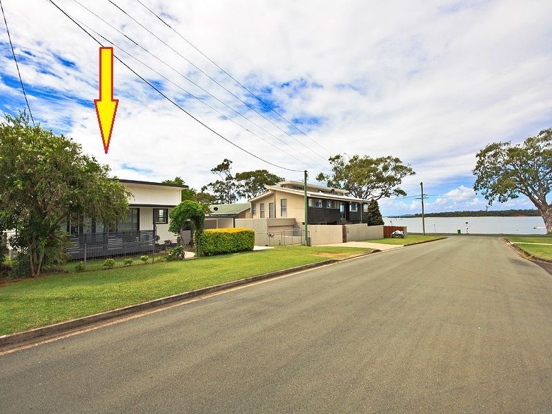 2 Barron Street, Victoria Point QLD 4165