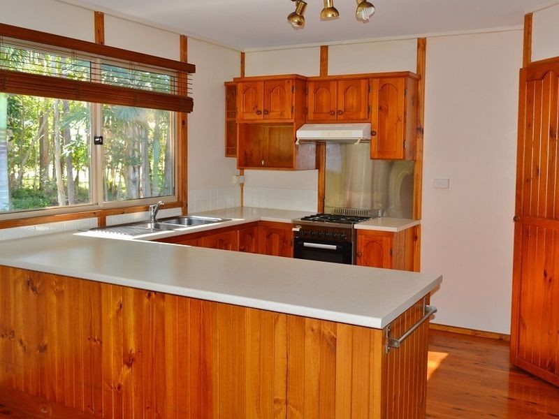 32 Attunga Street, Macleay Island QLD 4184