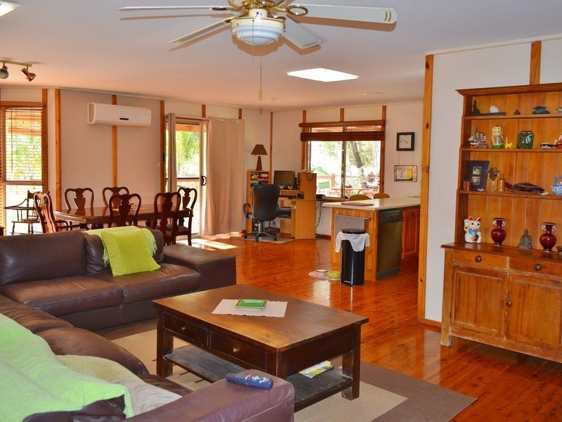 32 Attunga Street, Macleay Island QLD 4184