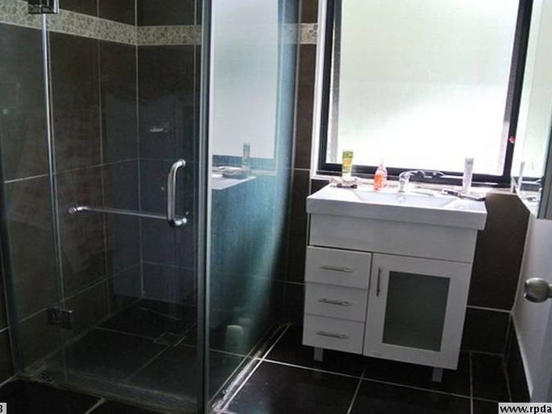 18 Waterside Drive, Macleay Island QLD 4184