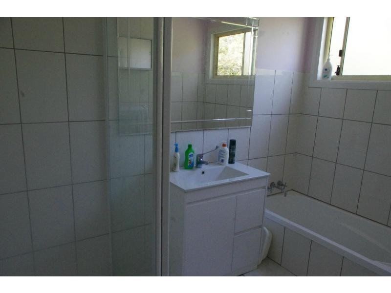 18 Derwent Street, Macleay Island QLD 4184