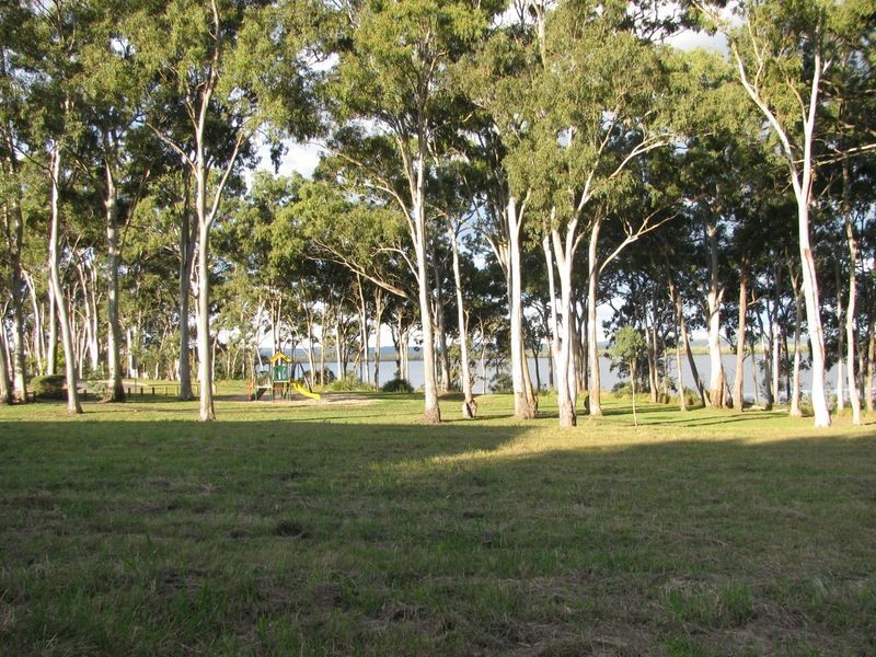 26 Sandy Cove Place, Redland Bay QLD 4165