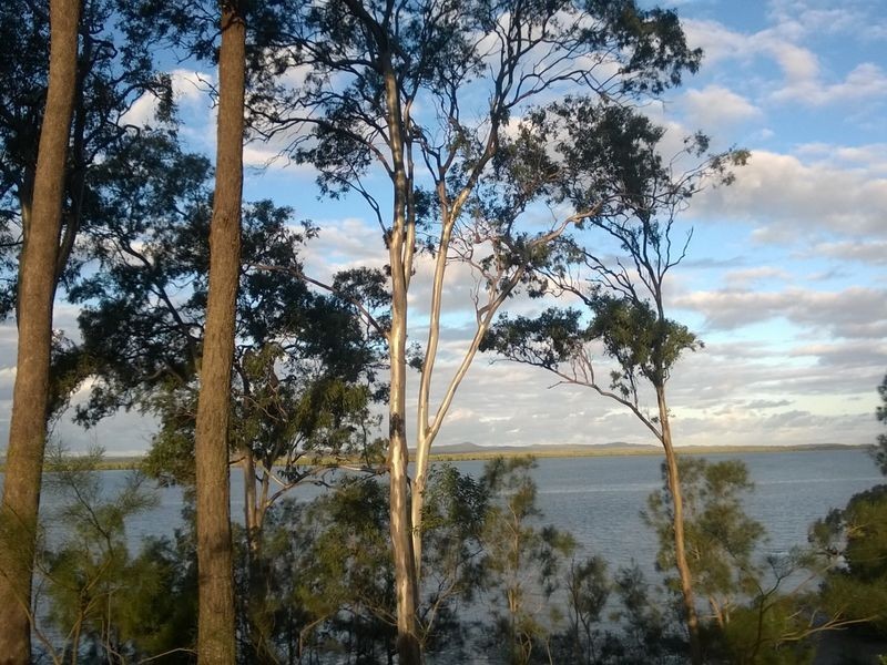 24 Sandy Cove Place, Redland Bay QLD 4165