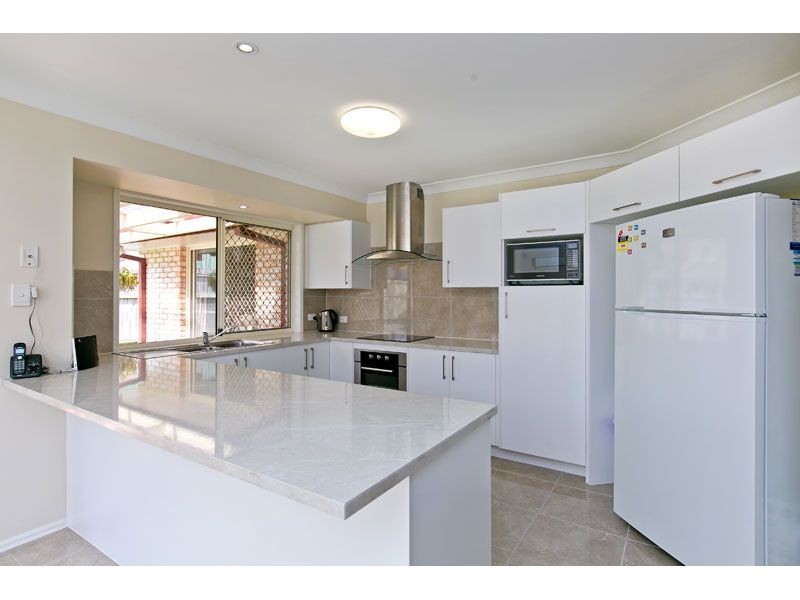 31 The Boulevard, Redland Bay QLD 4165
