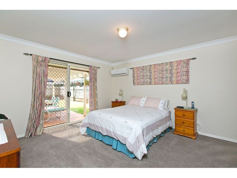 31 The Boulevard, Redland Bay QLD 4165