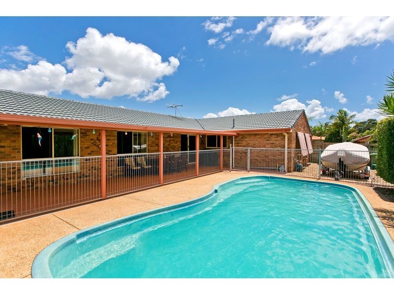 10 Minetta Street, Victoria Point QLD 4165
