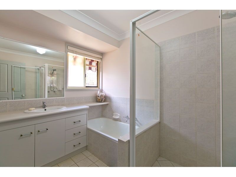 10 Minetta Street, Victoria Point QLD 4165