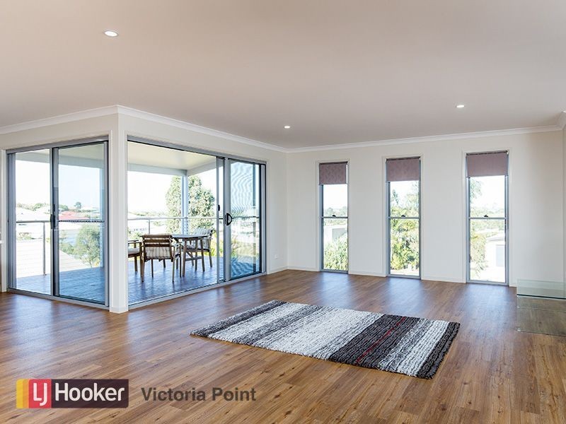14 Cypress St, Redland Bay QLD 4165