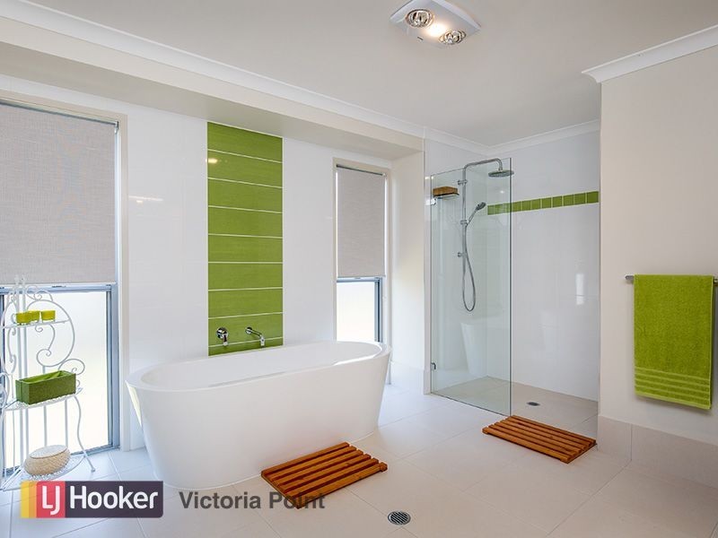 14 Cypress St, Redland Bay QLD 4165