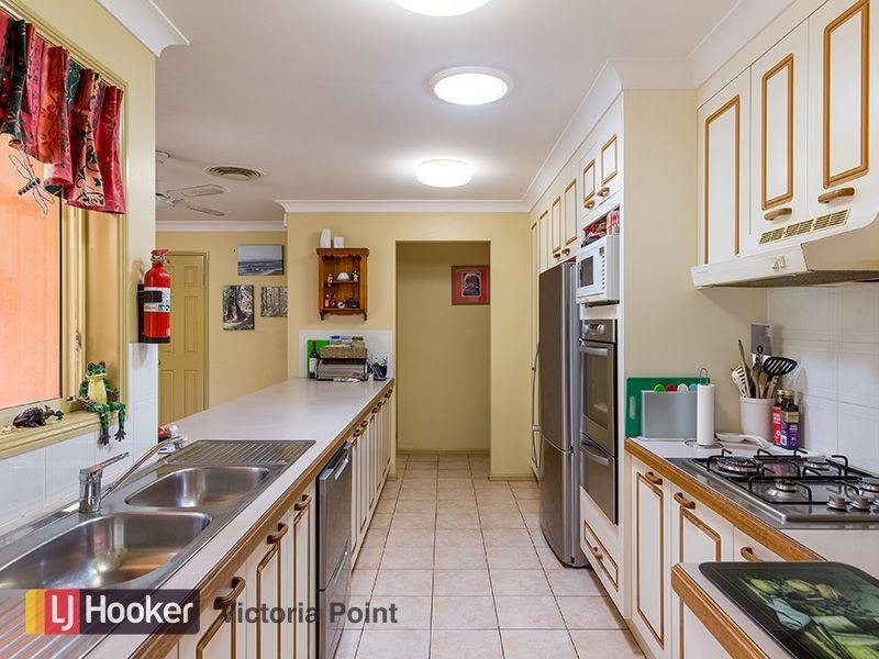 67 School Road, Victoria Point QLD 4165
