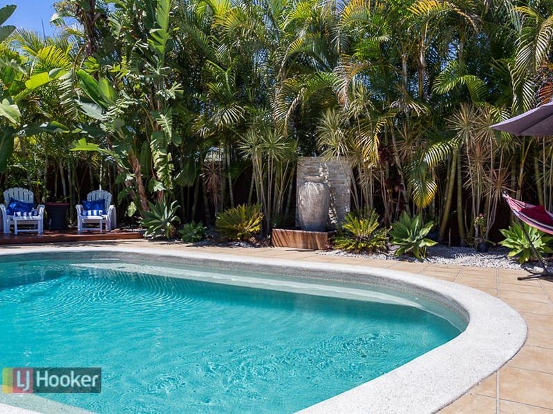 9 Kestrel Court, Victoria Point QLD 4165
