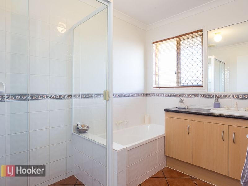 9 Kestrel Court, Victoria Point QLD 4165