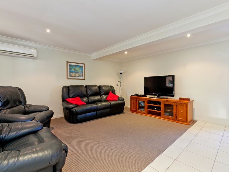 13 Chestnut Crescent, Victoria Point QLD 4165