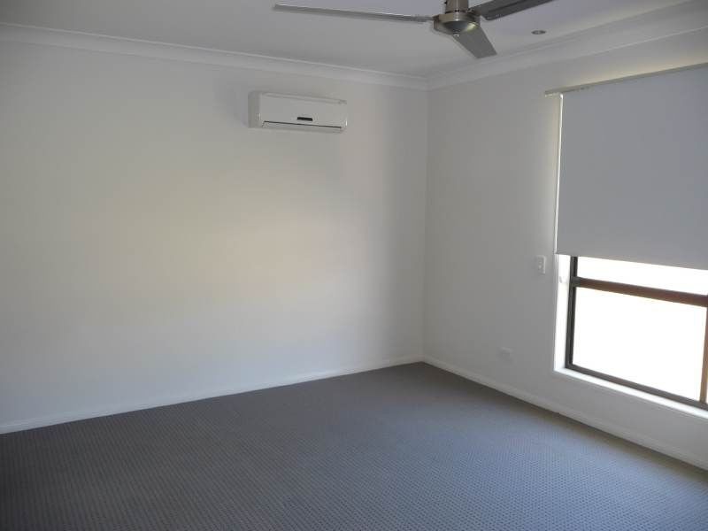 16 Settlers Rise, Kilcoy QLD 4515