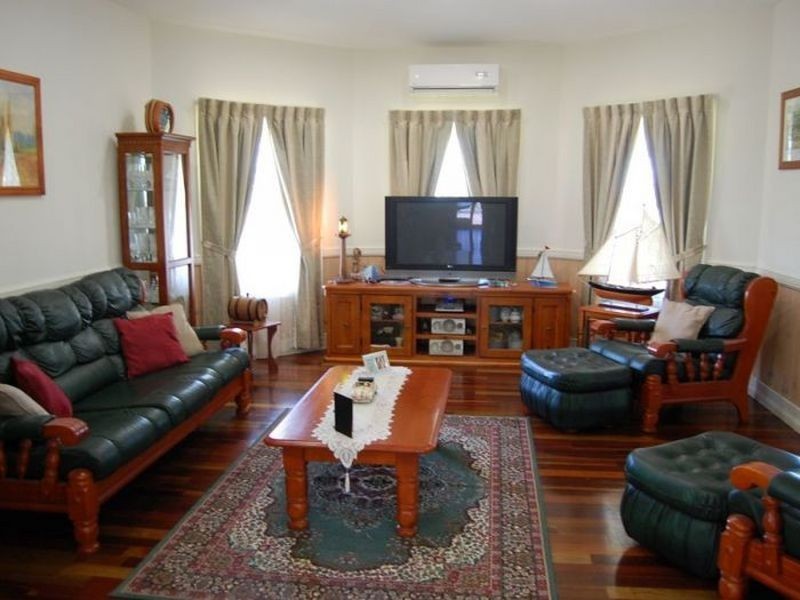 24 Sienna Place, Kilcoy QLD 4515