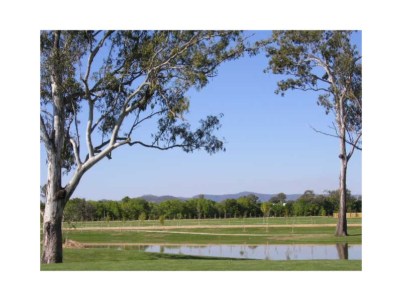 35 Hedley Drive, Kilcoy QLD 4515