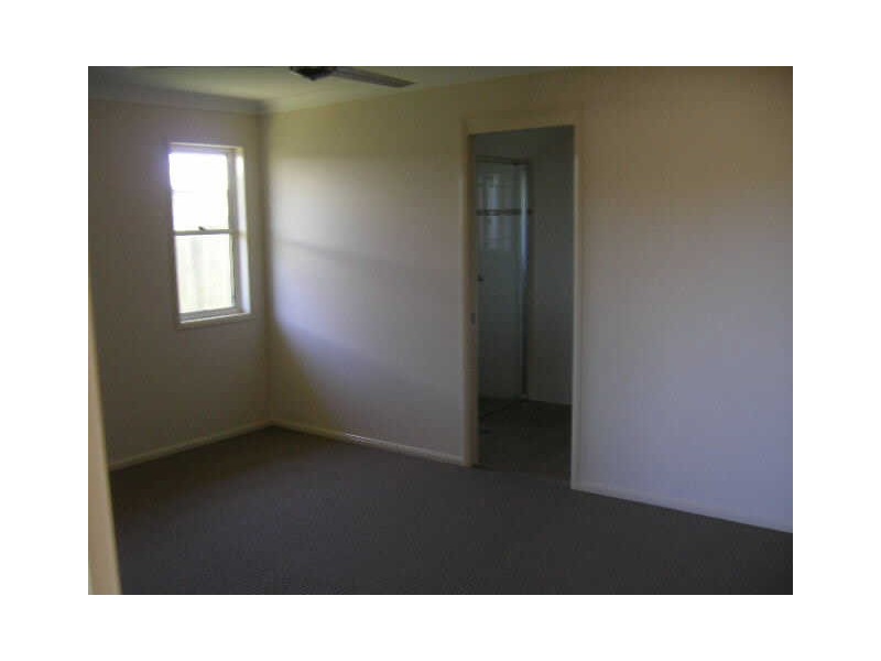 37 Hedley Drive, Kilcoy QLD 4515