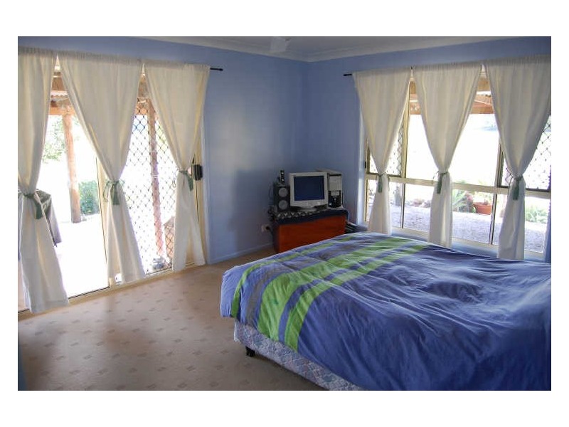 22 Greenhills Court, Kilcoy QLD 4515