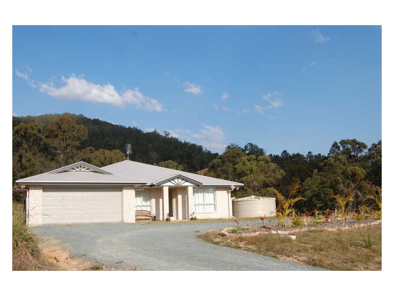 34 Park Drive, Kilcoy QLD 4515
