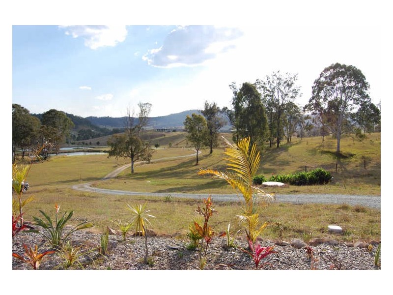 34 Park Drive, Kilcoy QLD 4515