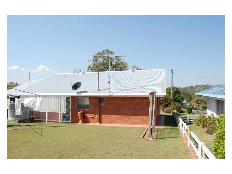 5 Stanton Street, Kilcoy QLD 4515