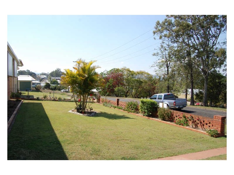 5 Stanton Street, Kilcoy QLD 4515