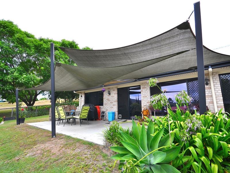 4 Pointons Lane, Kilcoy QLD 4515