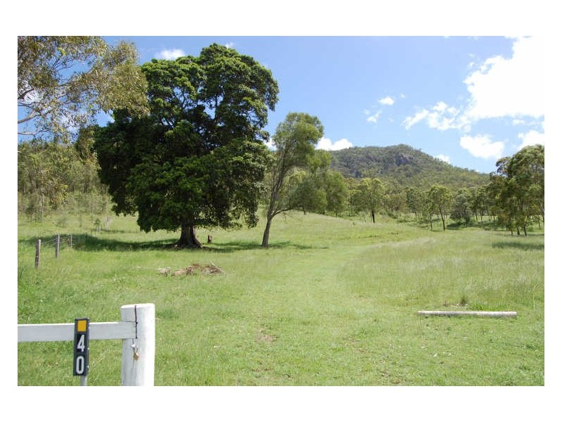 40 Glenmore Rd, Woodford QLD 4514