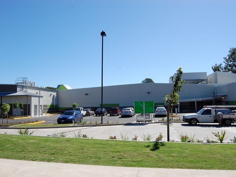 8 George Street, Woodford QLD 4514