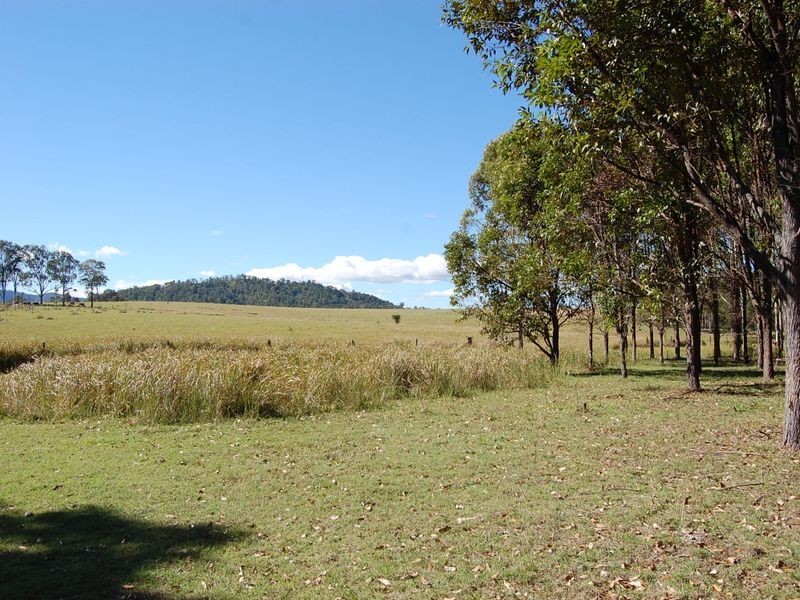 3627 D’Aguilar Hwy, Woodford QLD 4514