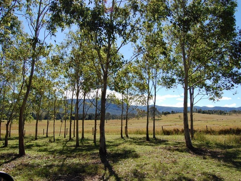 3627 D’Aguilar Hwy, Woodford QLD 4514