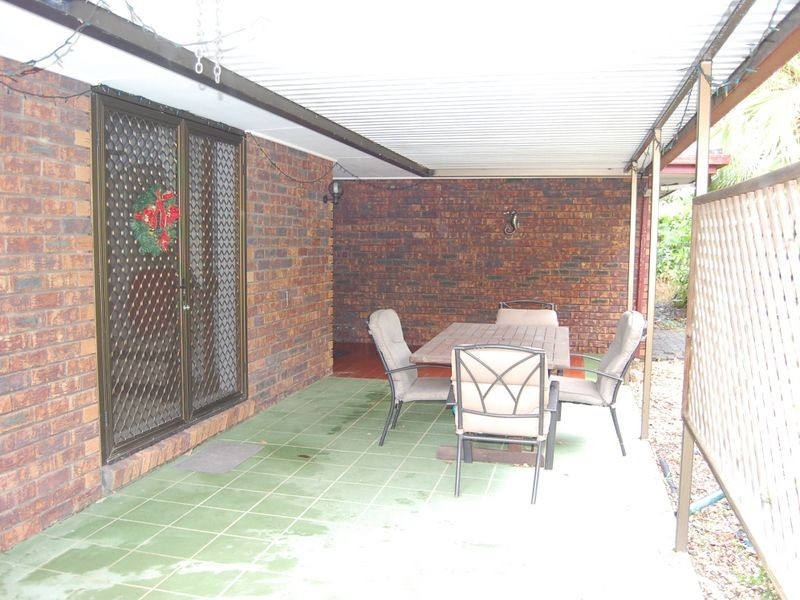 8 Duwirri Street, Woodford QLD 4514