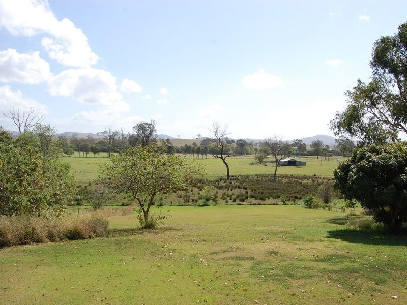 27 Ridge Street, Kilcoy QLD 4515