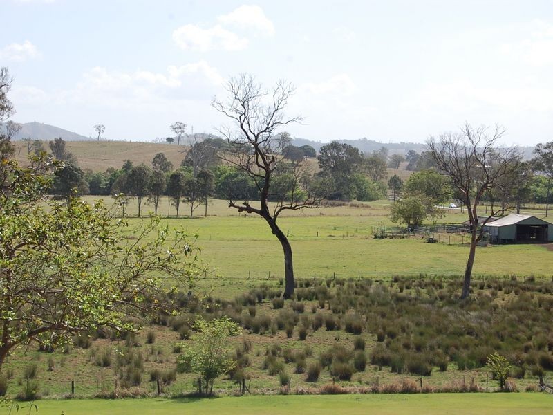 27 Ridge Street, Kilcoy QLD 4515