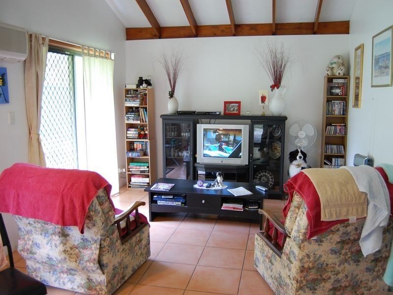 5 Daybell Street, Woodford QLD 4514