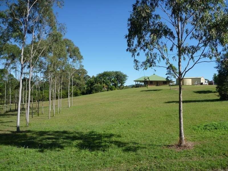 100 Cedarton Drive, Woodford QLD 4514