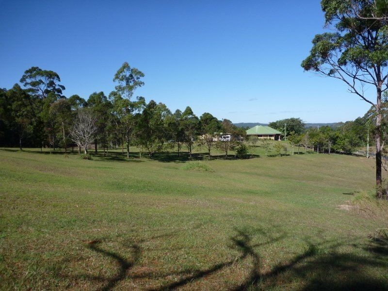 100 Cedarton Drive, Woodford QLD 4514