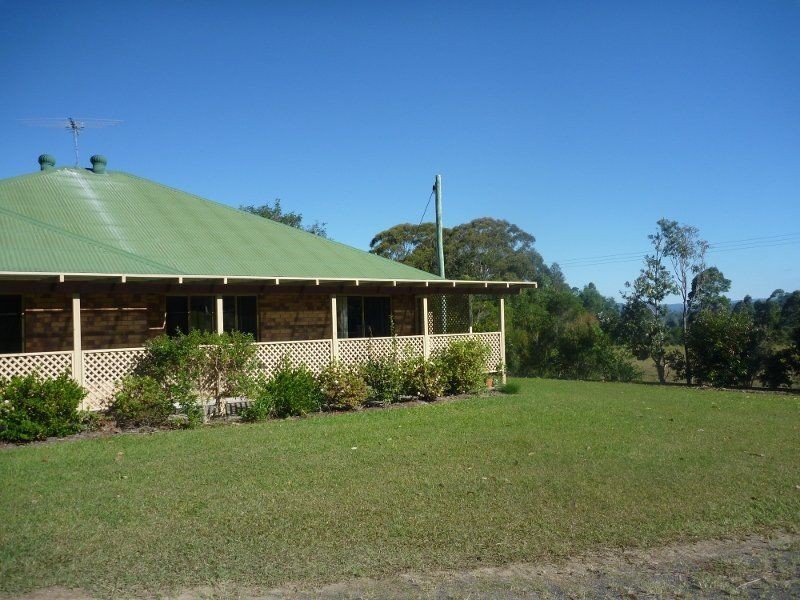100 Cedarton Drive, Woodford QLD 4514