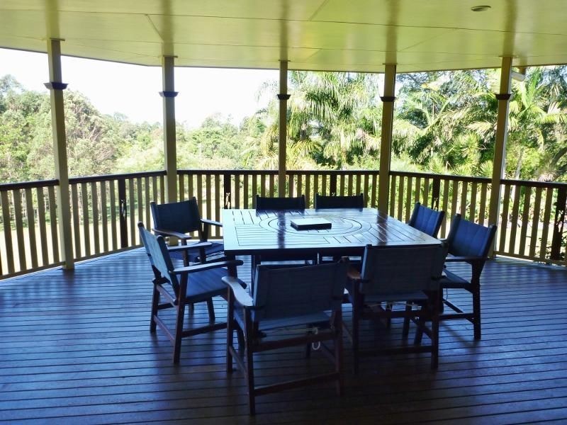 100 Cedarton Drive, Woodford QLD 4514
