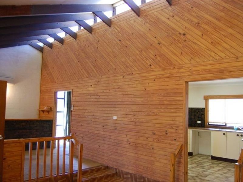 107 Kennedy Street, Kilcoy QLD 4515