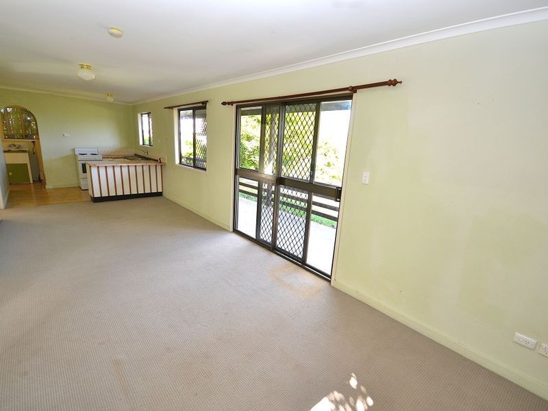 6 Stewart Street, Kilcoy QLD 4515